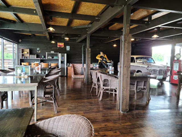 Shinmon Village Cafe Zizi