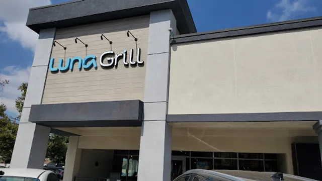 Luna Grill Lakewood