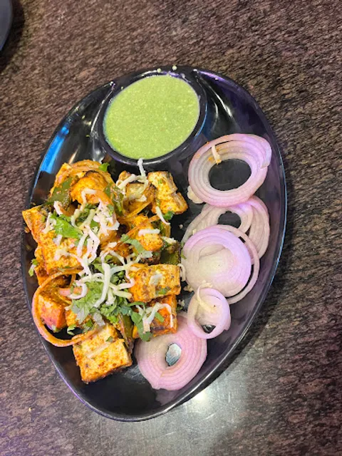 Lucknow Fusion ( Taste of old Lucknow - Purvanchal )