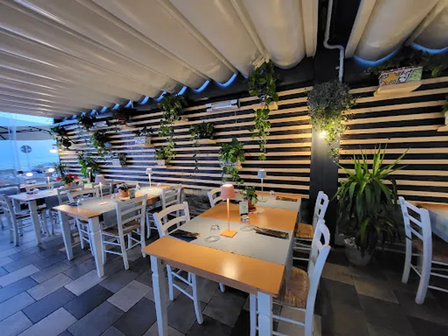 Ferrara gusto e passione, ristorante a base di pesce , pizzeria napoletana e conteporanea