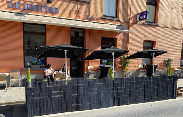 Le Bistro