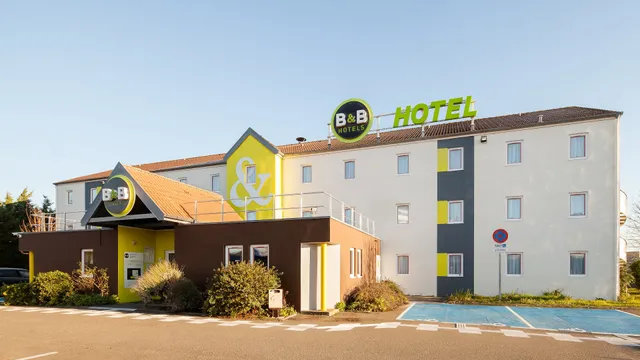 B&B HOTEL Maurepas