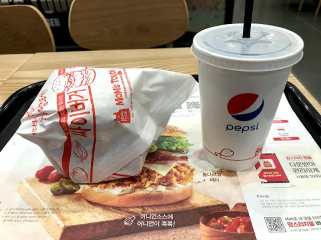 Mom's Touch Apgujeong