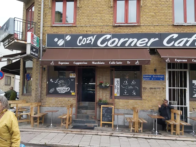 Cozy Corner Café