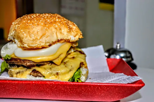 Restaurante e hamburgueria Big Burguer.