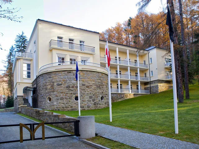 Modrzewie Park Hotel & SPA