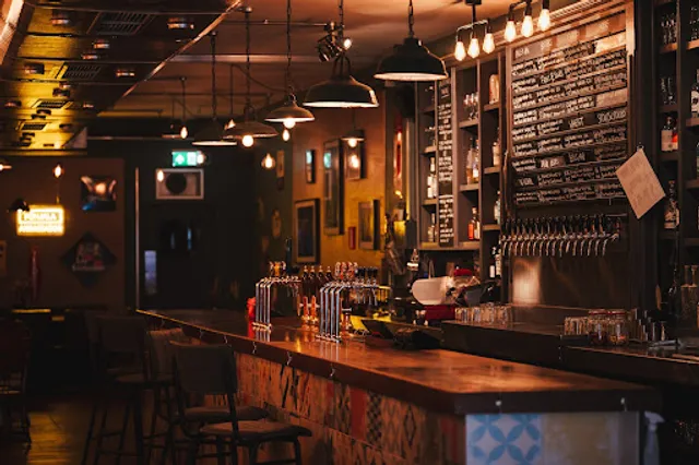 Fuggles Beer Cafe - Craft Beer Pub & Wine Bar