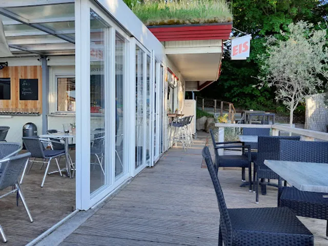 Strandpavillon Tom’s Hütte