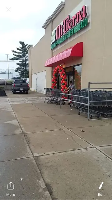 Mi Tierra Supermarket Springdale