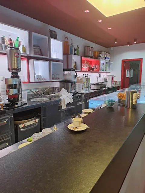 Rosso Restaurant & Caffè