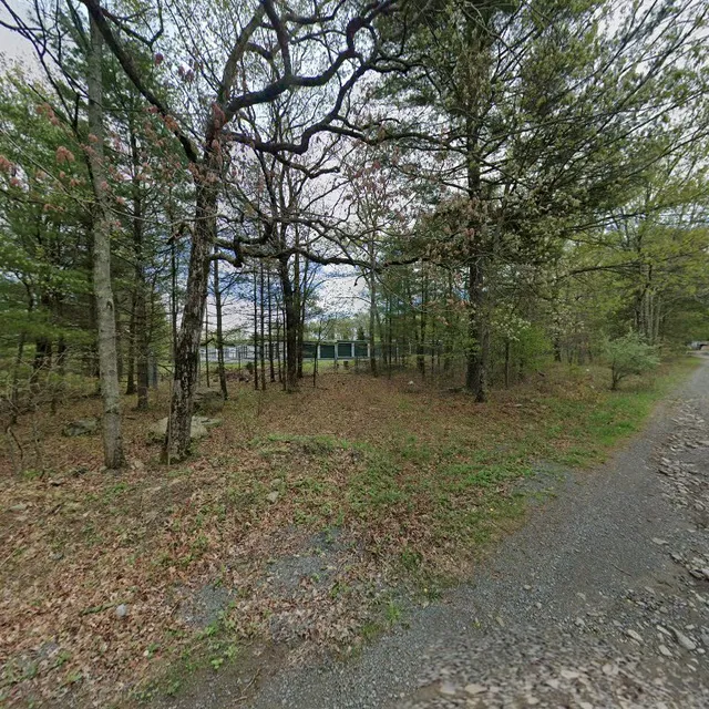 Threaded Treasures Gift Store