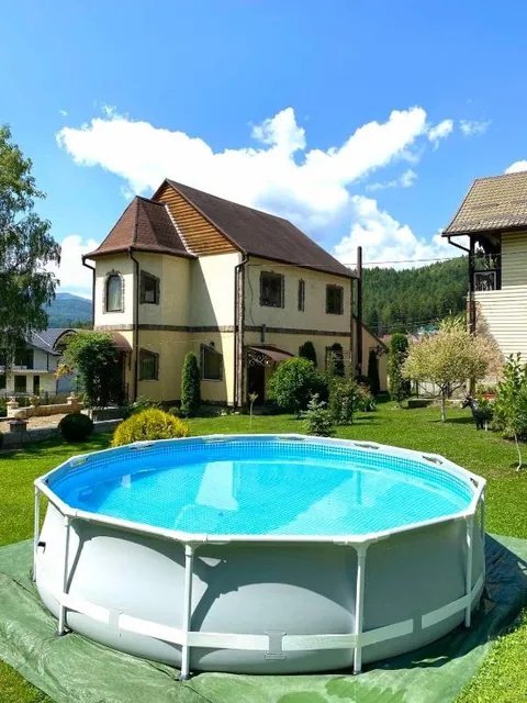 Kotedzh Zoloto Karpat