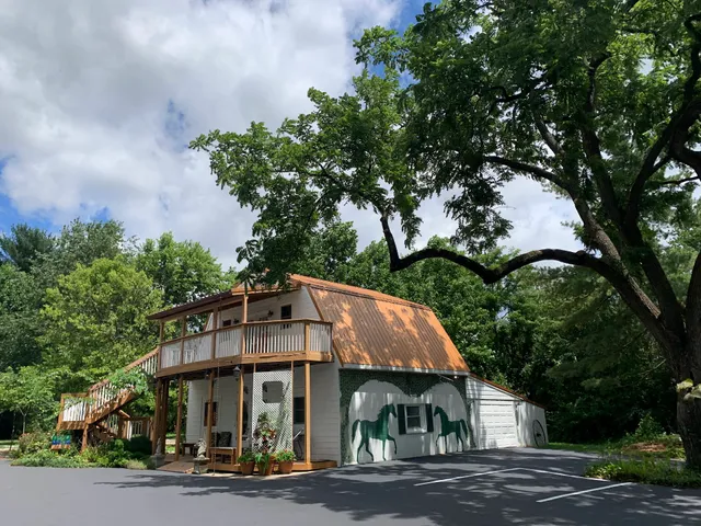 The Bashford Manor Inn