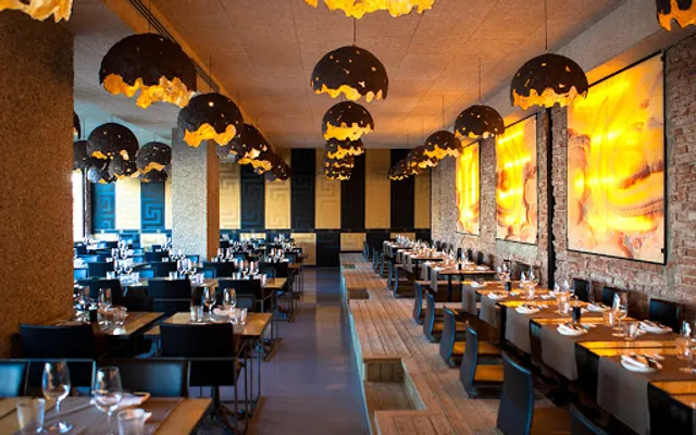 Moya Restaurant Pavia