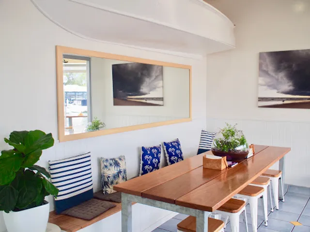 Noosa Harbour Fish Market