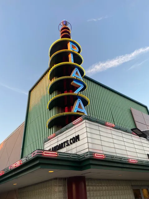 Plaza Theater