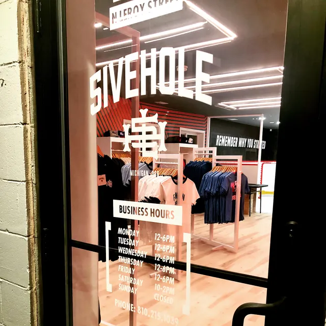 5IVEHOLE