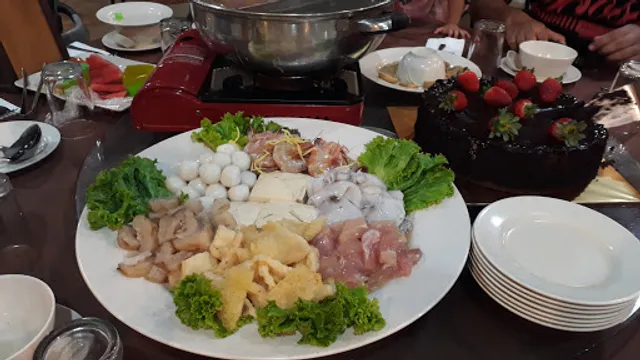 New Horizon Garden Restaurant