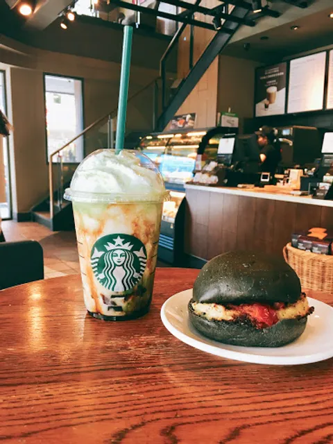 STARBUCKS Banzhong Store
