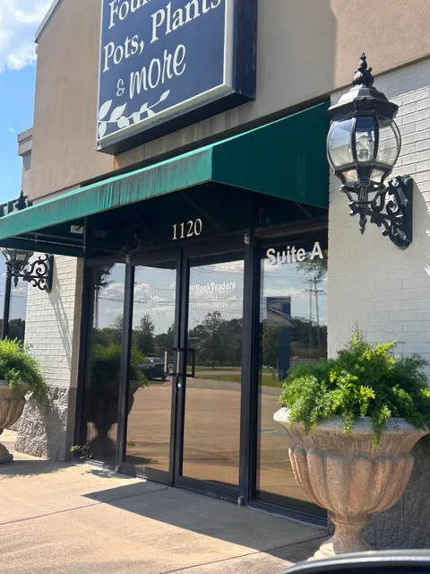 Book Traders Bookstore