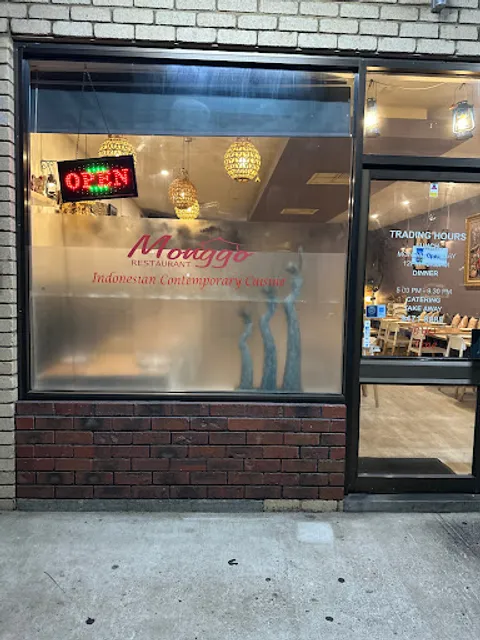 Monggo Restaurant