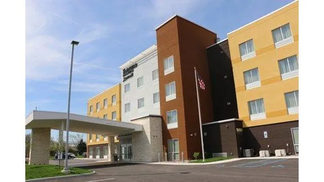Fairfield by Marriott Inn & Suites Bowling Green