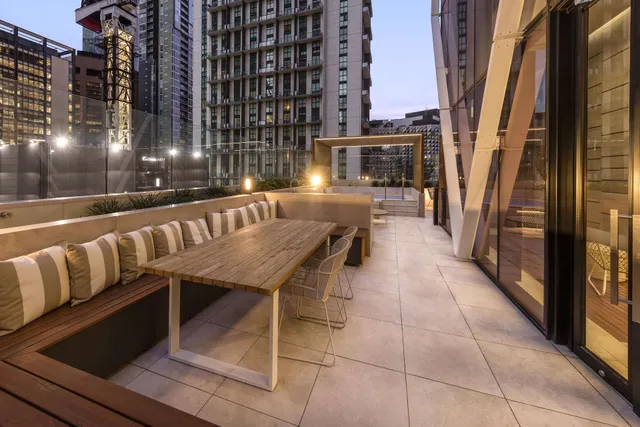 Avani Melbourne Central Residences