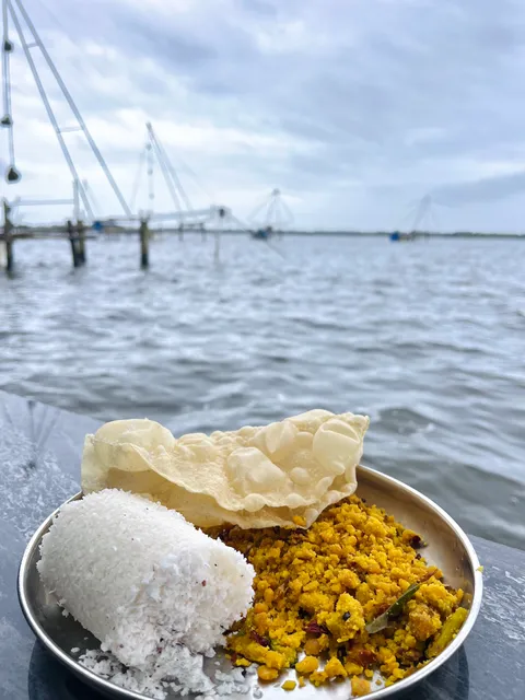 Chathanad Puttum Parippum