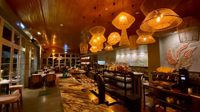 CAIS DO PARQUE . Garden Restaurant - Bar . Caldas da Rainha