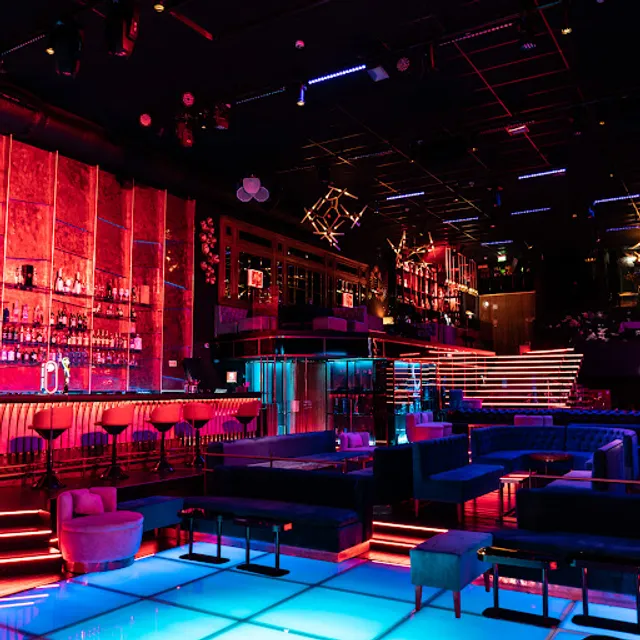 Mask Porto - Nightlife Cabaret & Italian Dining