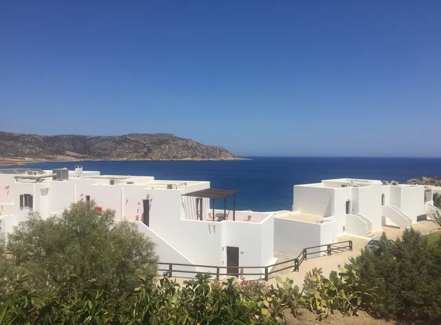 Lakki Beach Hotel and Studios