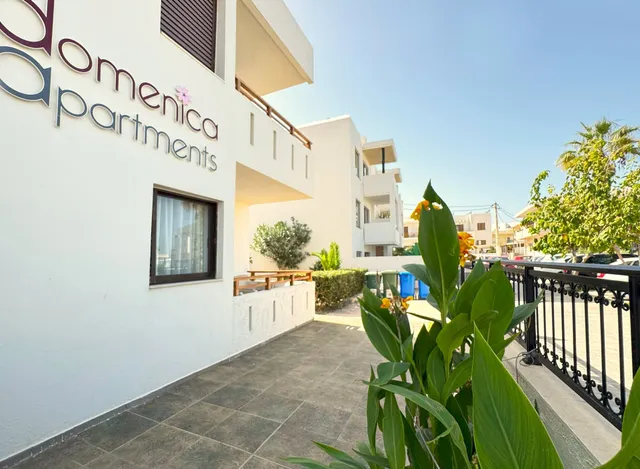 Domenica Apartments