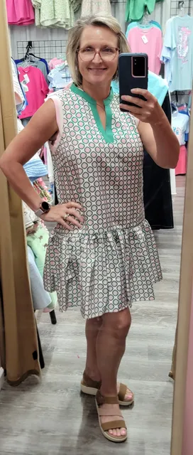 Chelle's Belle's Boutique & Monogramming