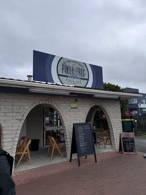 Pinoy Tres Cuisine
