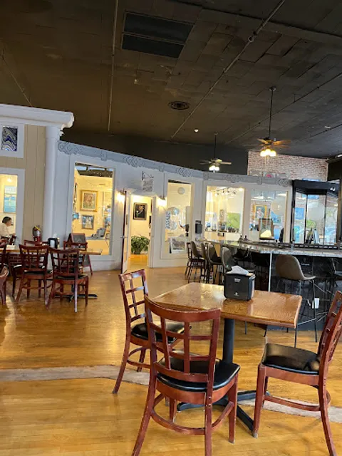 Sweet Magnolia's Cafe & Bakery