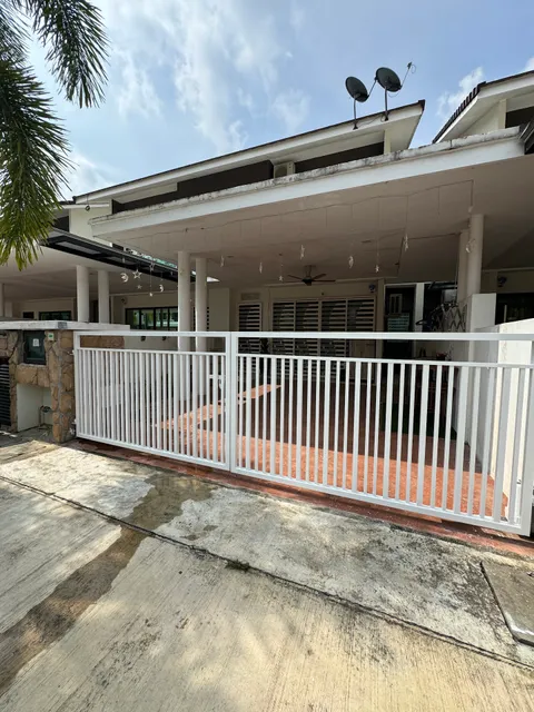 STYLAA HOMESTAY BERTAM