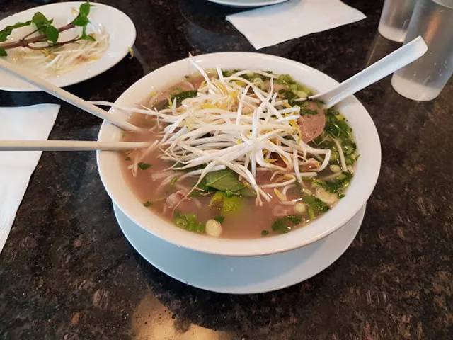 PHI NHUNG Vietnamese Pho + Cuisine