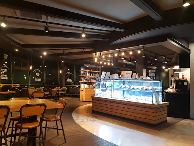 A Twosome Place River Tower Branch