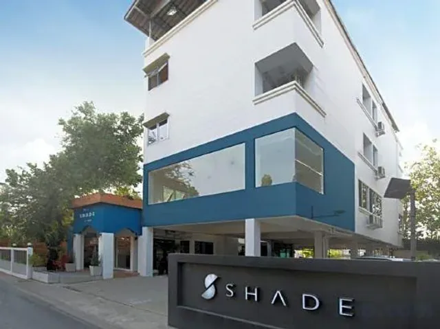 Shade House Bitec Bangna by 7J
