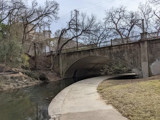 Turtle Creek Parkway Park