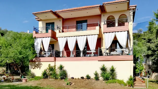 The Hοuse of Alkyon