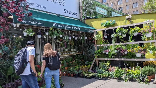 Casey's Flower Studio