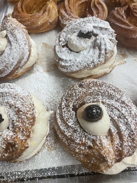 Cravings Gourmet Desserts