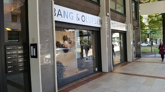 Bang & Olufsen