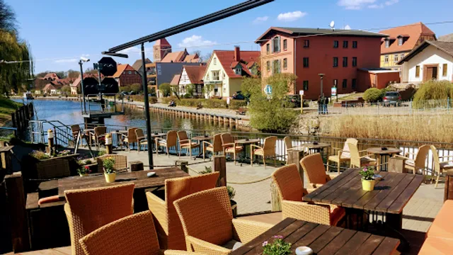 Flair Café / Restaurant-Bar