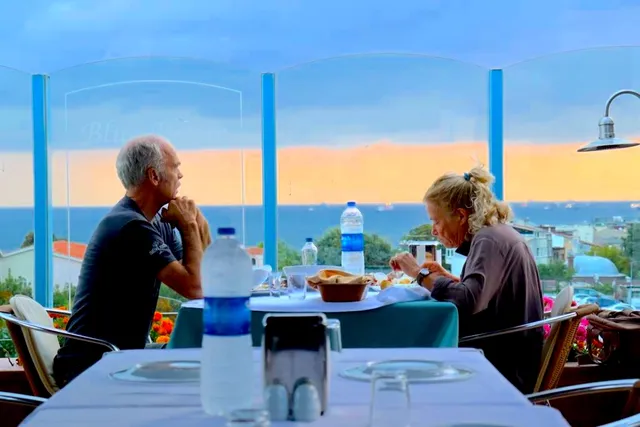 Blue House Hotel & Rooftop – 360 Sunset View of Istanbul