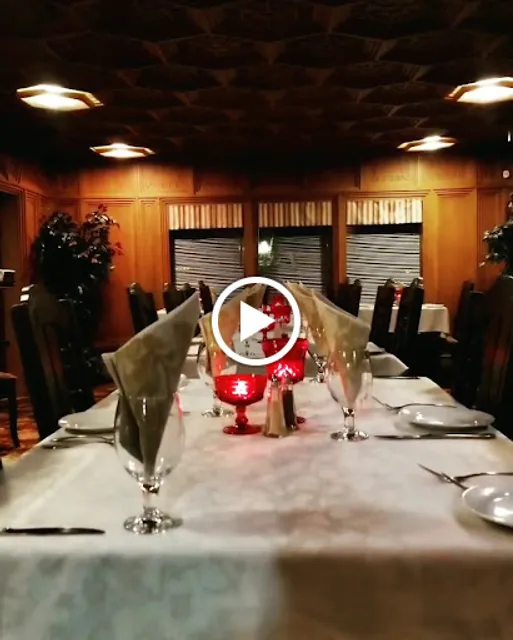 The Cobblestone Manor