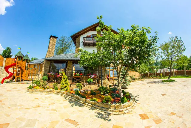 Хата Гуцула