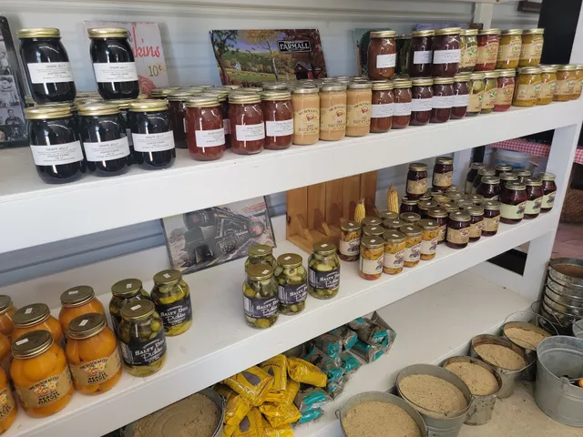 Moser Farm Market & Mountain View