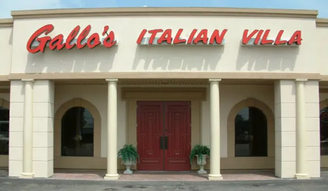 Gallo's Italian Villa
